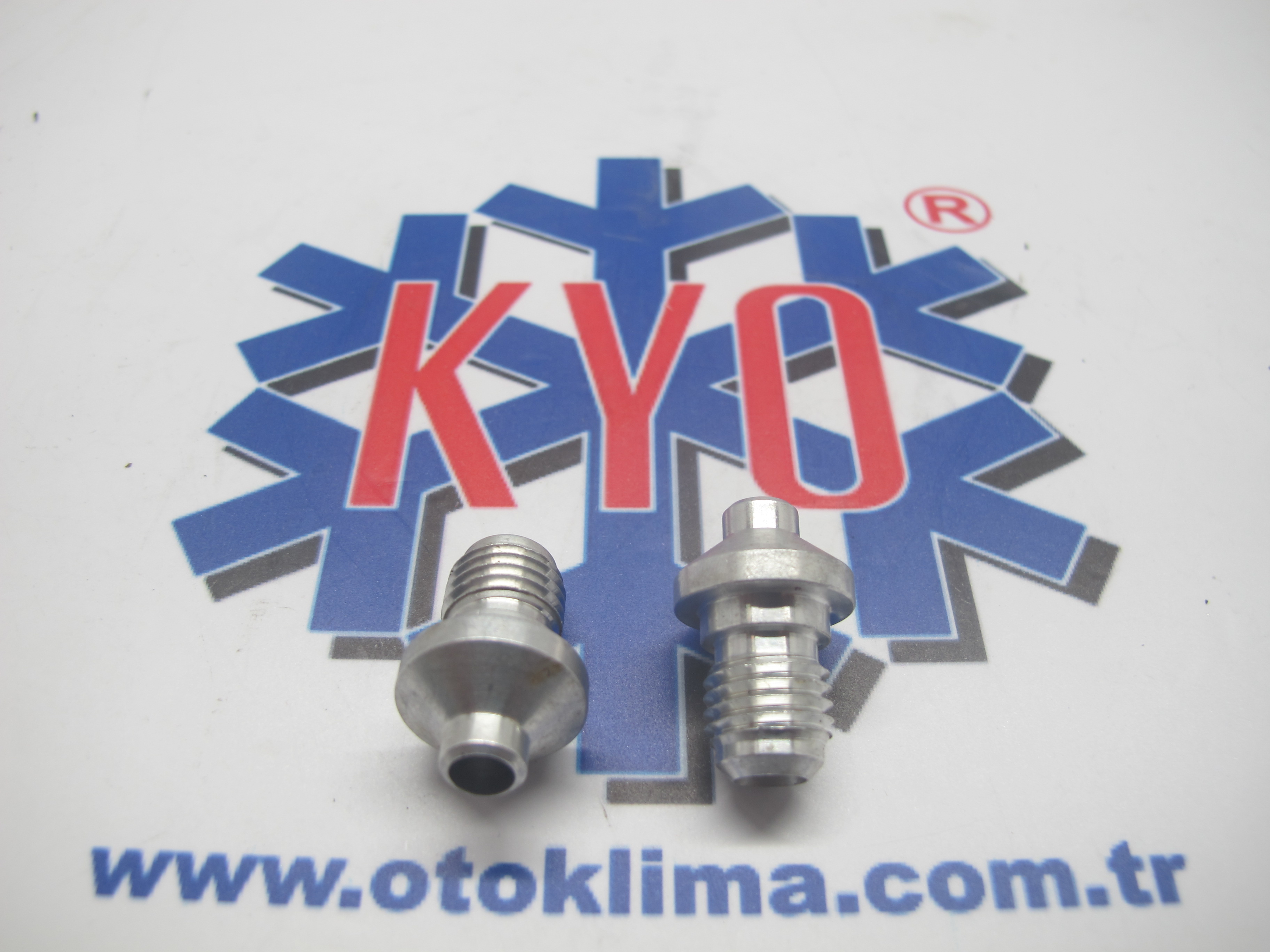 KYO7926 FORD - AMERİCAN MÜŞÜR YERİ