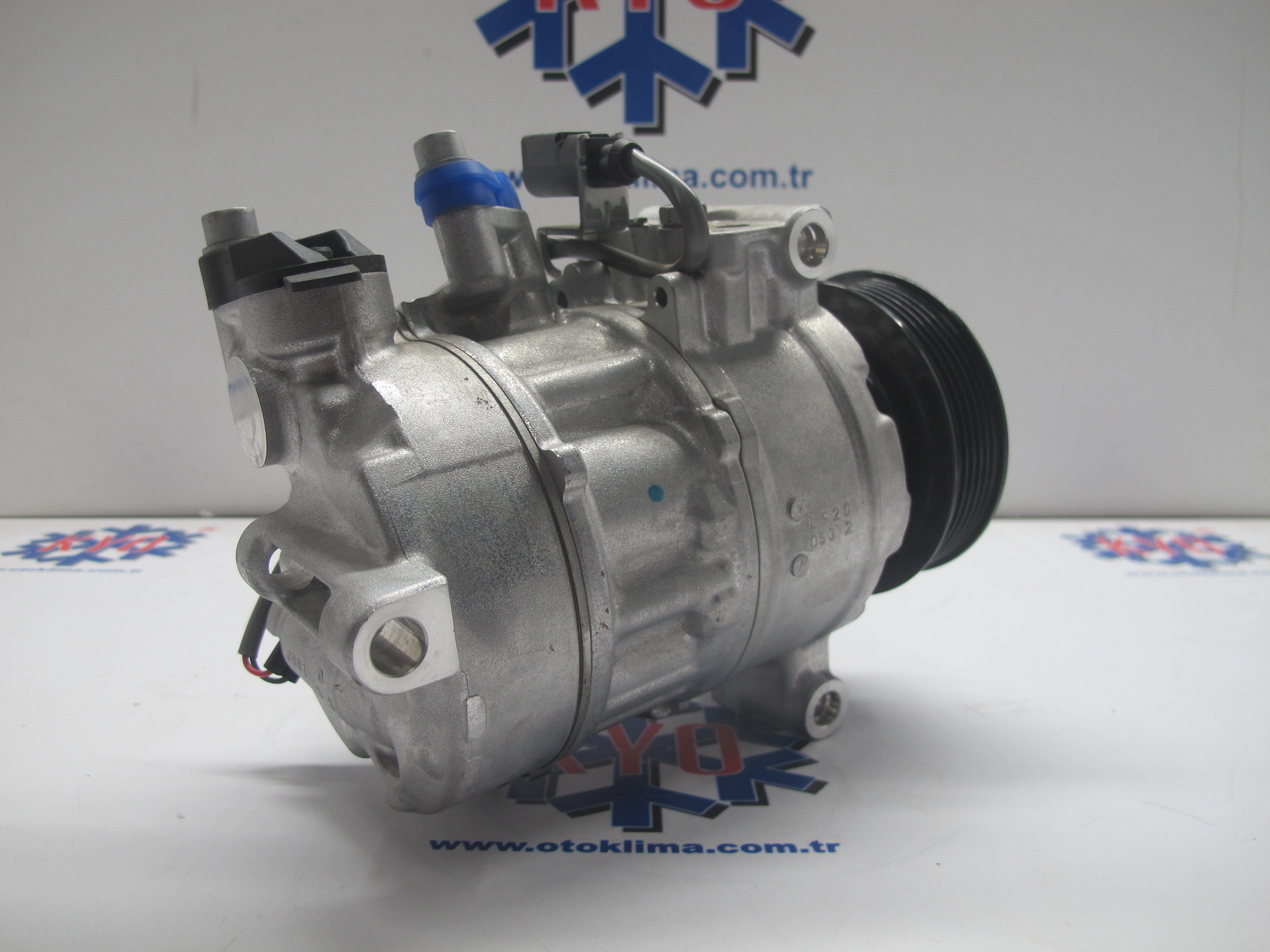 KYOK15027 AUDI A4-A6  OEM:8E0260805BF/BJ