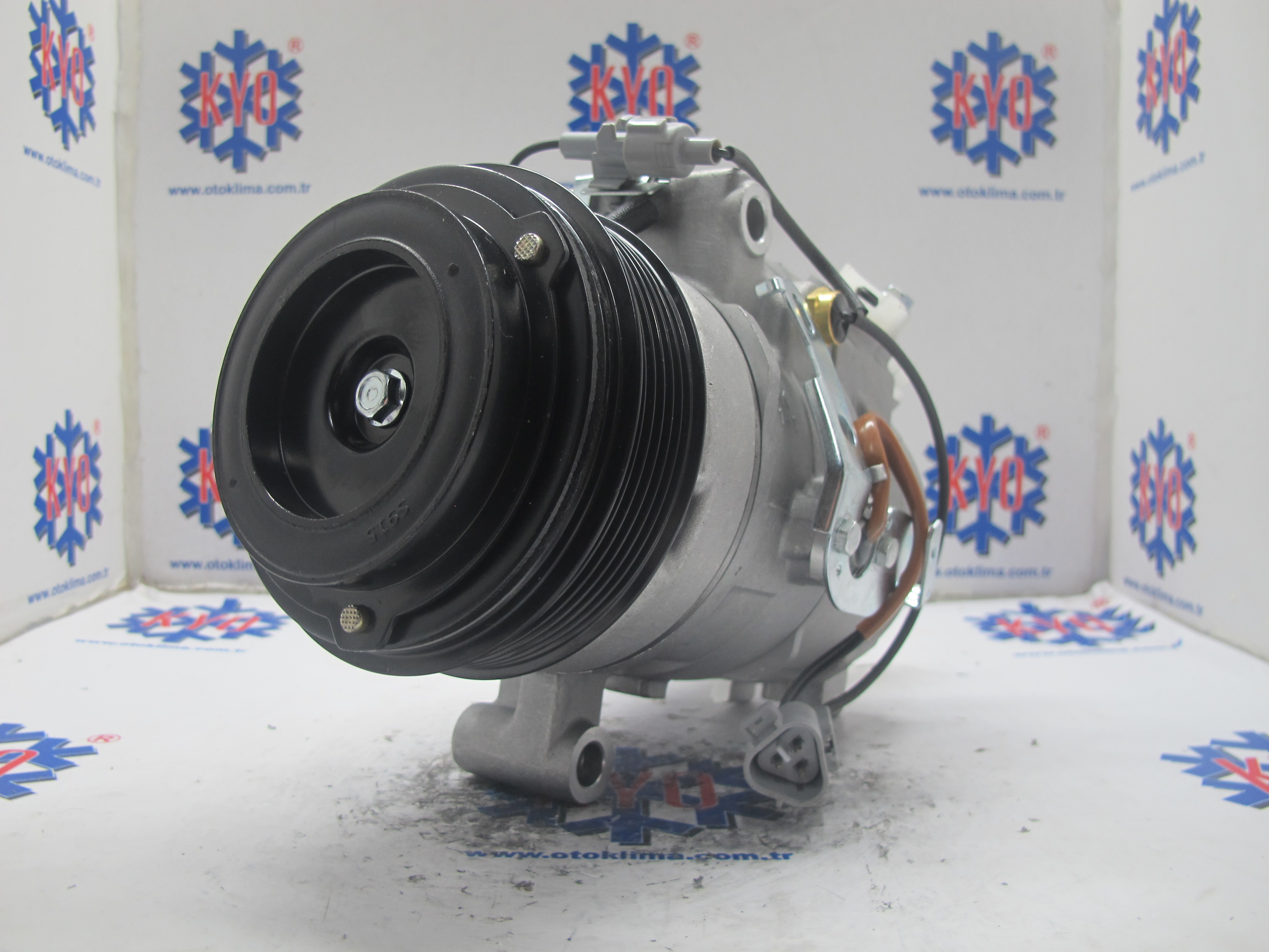 KYOK150411 TOYOTA LAND CRUİSER OEM : 447280-0032