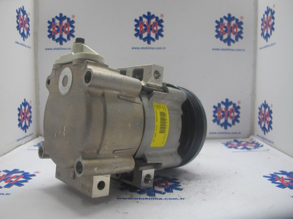 KYOK15108 FORD MONDEO I-II  OEM:1058052