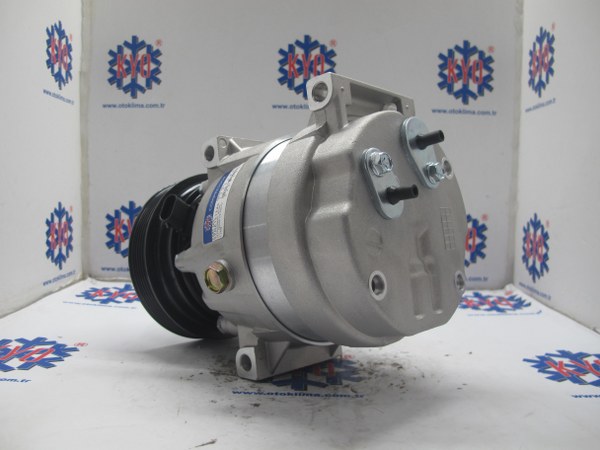 KYOK151345 RENAULT MEGANE 1 OEM : 7700103536