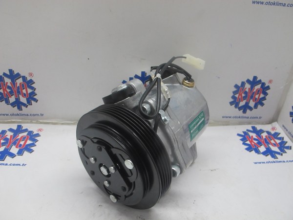 KYOK151362  SUZUKİ GRAND VİTARA OEM: 95201-70C70