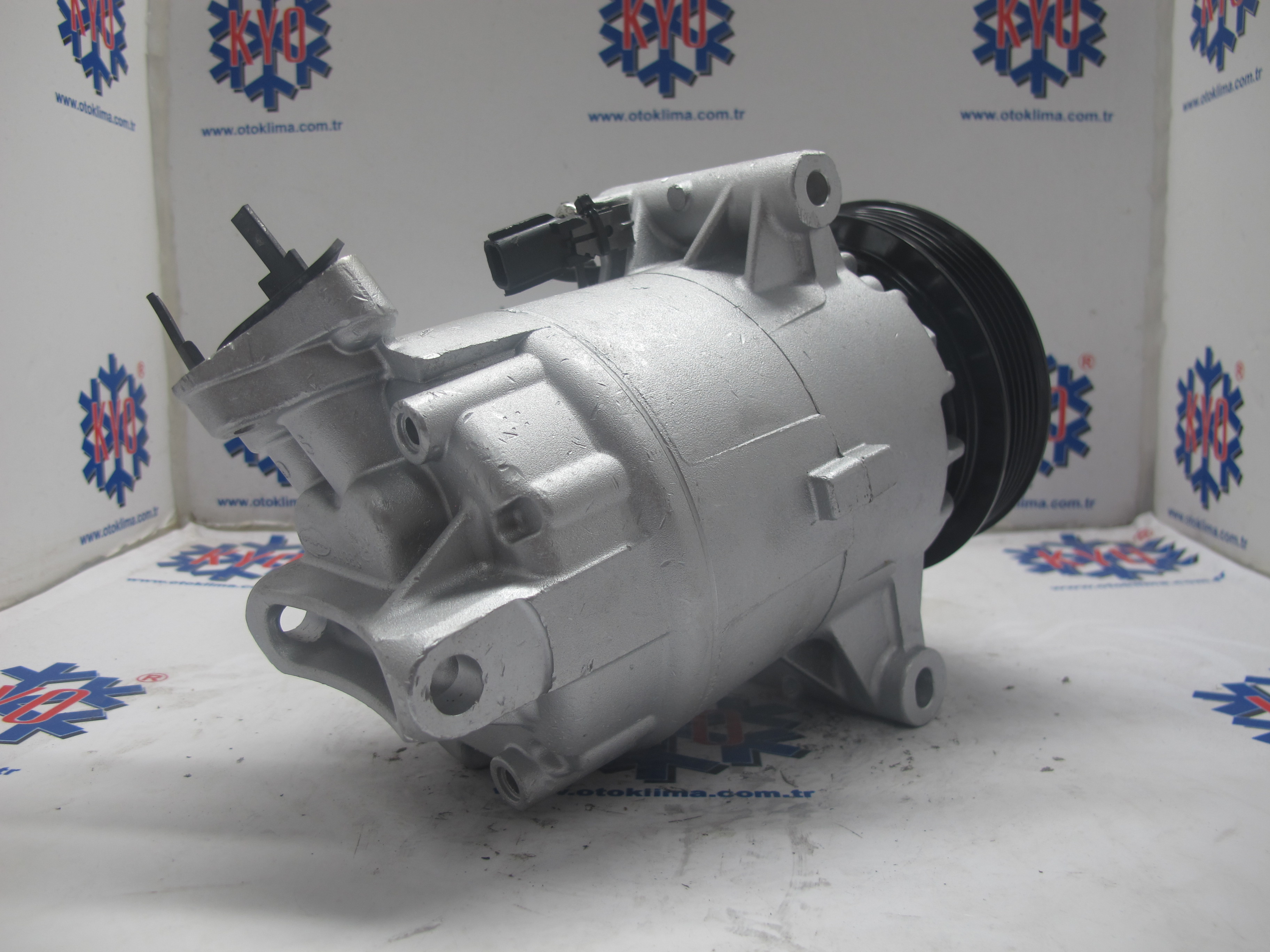 KYOK151489 NİSSAN QASHQAİ 6 PK   OEM: 92600-JD000  