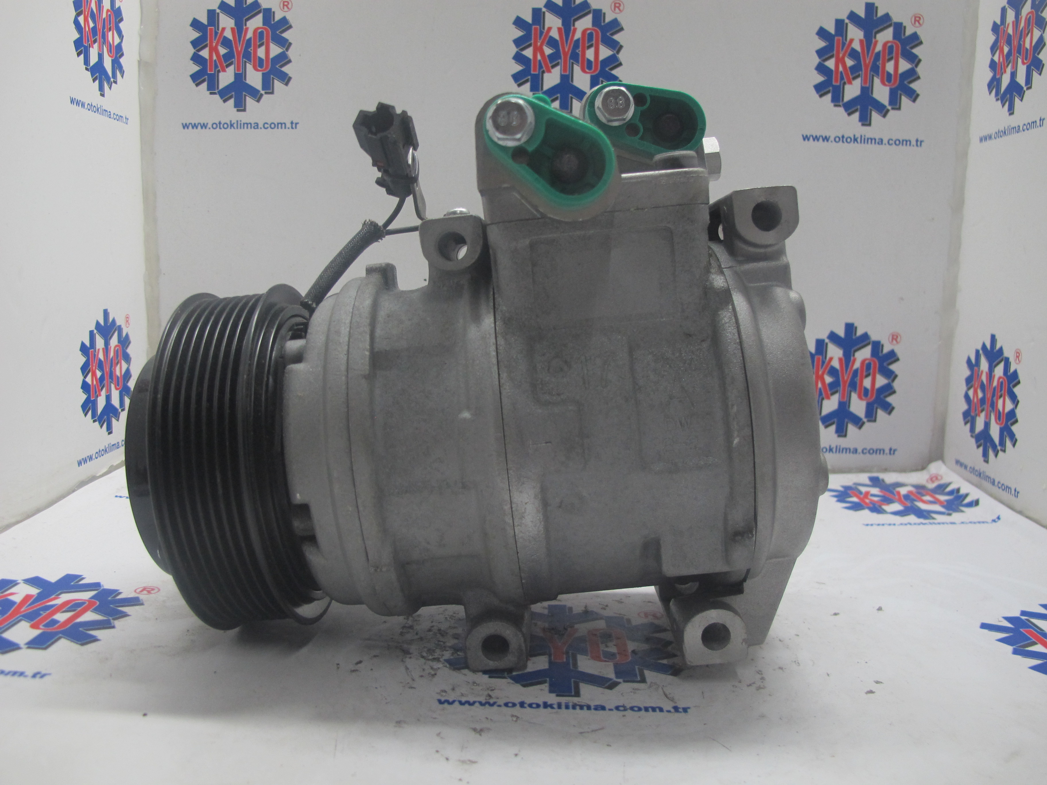 KYOK151494 KİA SORENTO  OEM: 97701-3E000