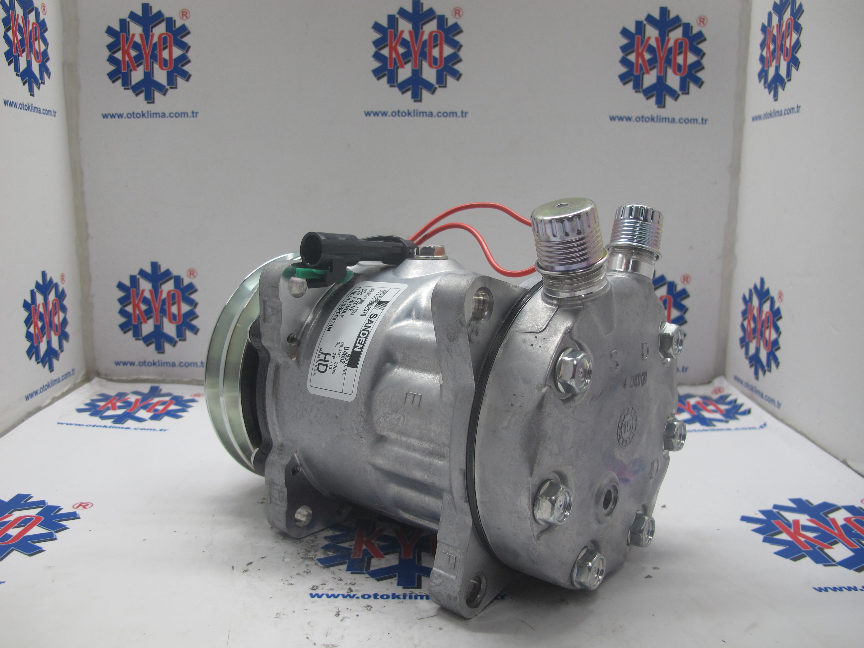 KYOK151532A  SD7H15 V KAYIŞ 24V ORJİNAL OEM :U4652