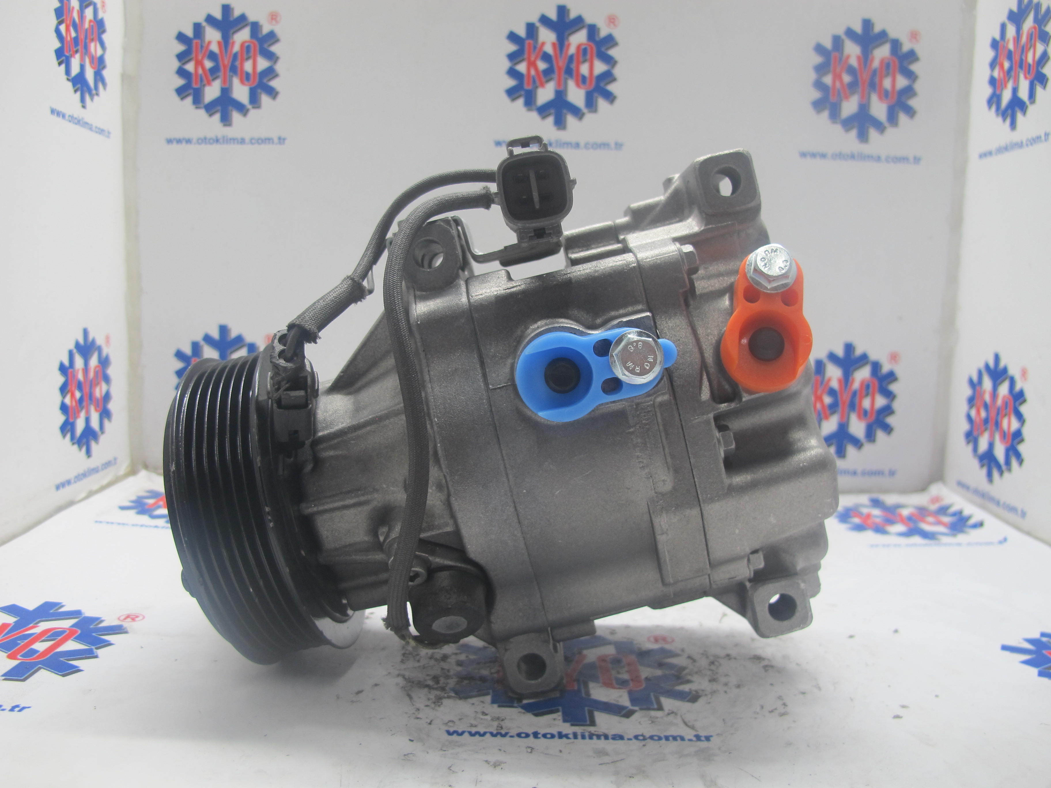 KYOK151680 TOYOTA COROLLA  OEM:DCP50012